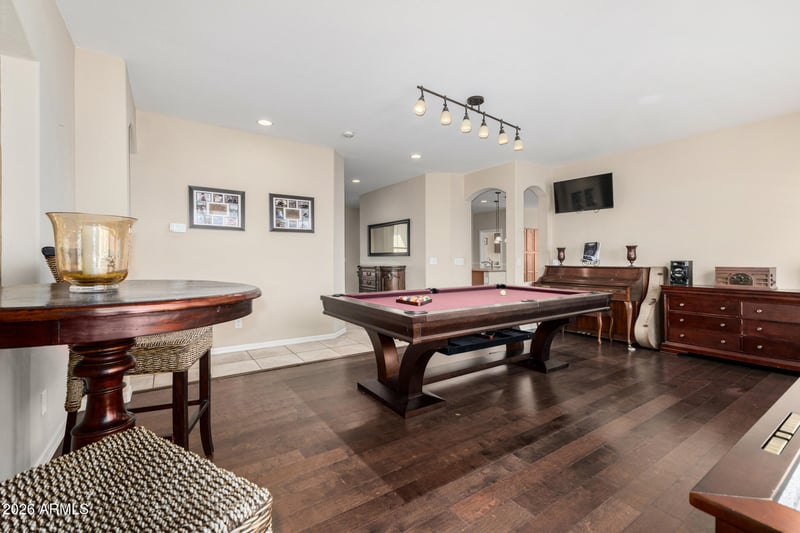 3370 Horseshoe Dr, Chandler, AZ 85249