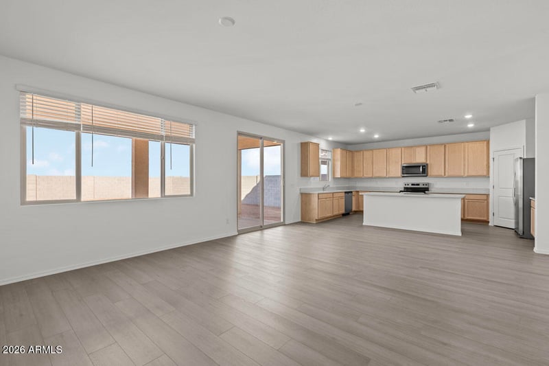 33706 Hosta Dr, San Tan Valley, AZ 85140