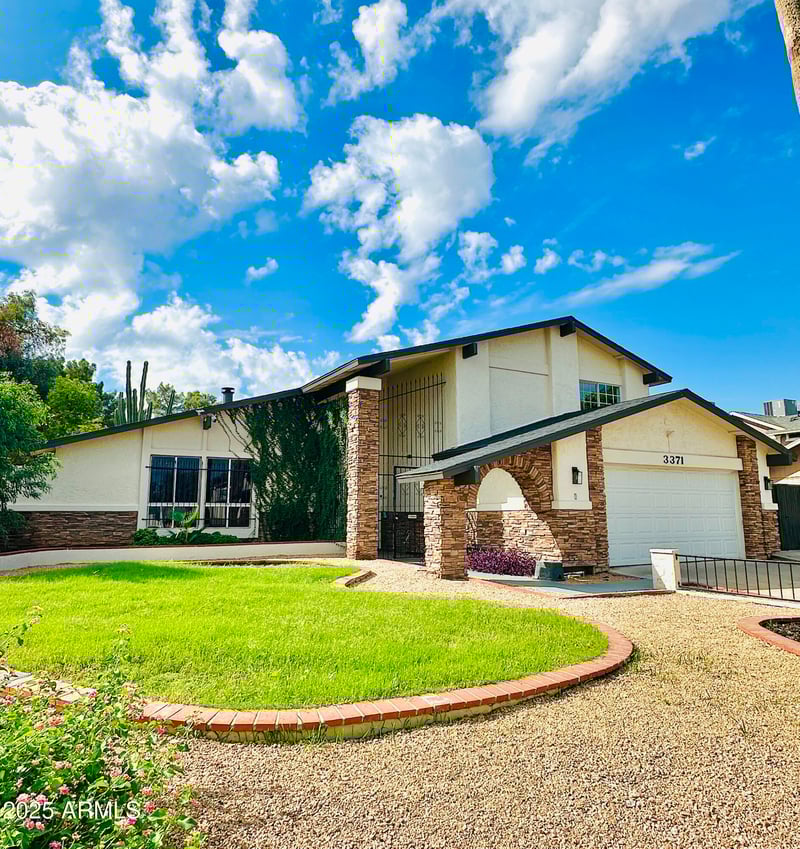 3371 Grandview Rd, Phoenix, AZ 85053