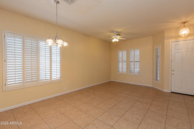 3371 Via Del Sol Dr, Phoenix, AZ 85027