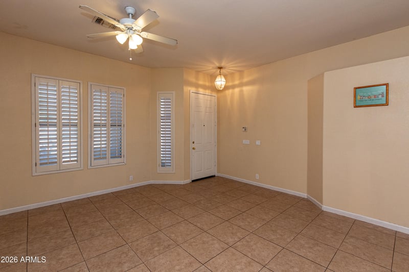 3371 Via Del Sol Dr, Phoenix, AZ 85027
