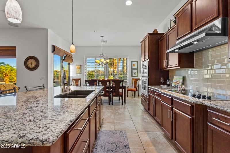 3373 Sports Dr, Gilbert, AZ 85298
