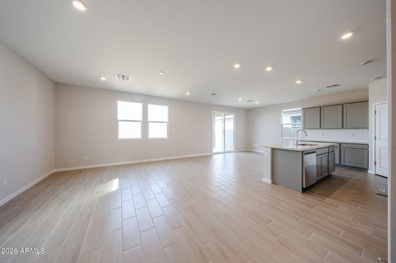 33735 Blackwell Dr, San Tan Valley, AZ 85143