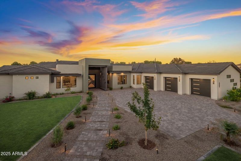 3374 Aquarius Ct, Chandler, AZ 85249