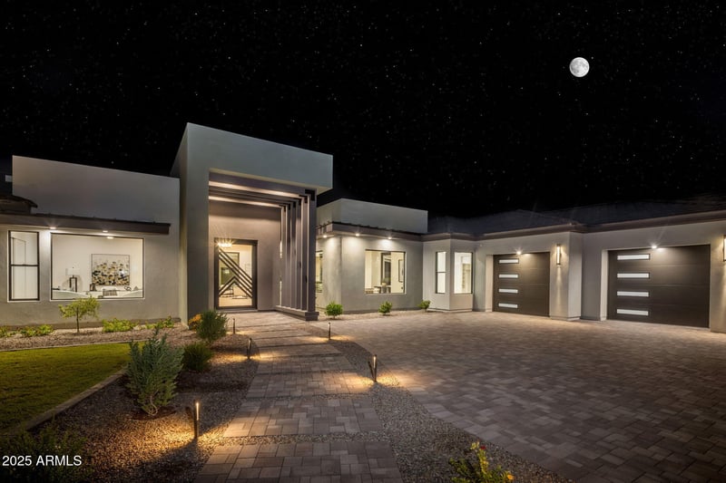 3374 Aquarius Ct, Chandler, AZ 85249