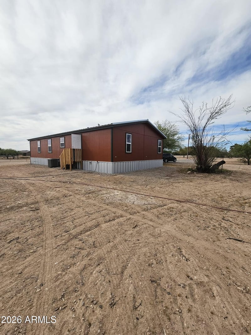 33755 W Rainbow Trl, Arlington, AZ 85322
