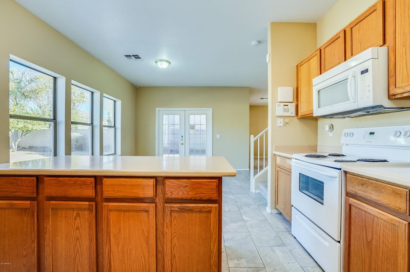 3376 E Longhorn Dr, Gilbert, AZ 85297