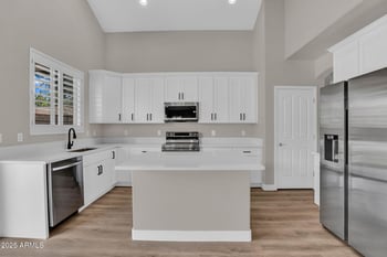 3376 Lafayette Ave, Gilbert, AZ 85298