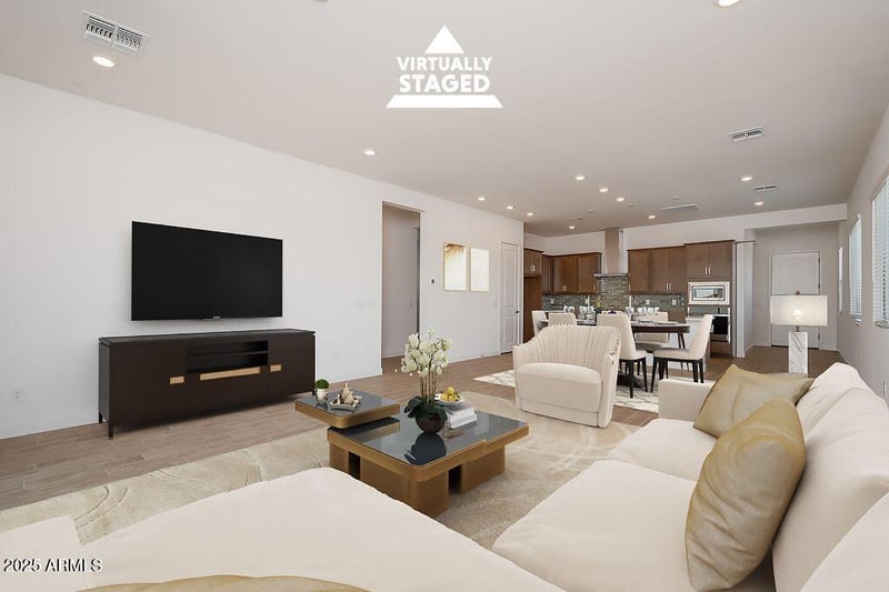 338 Las Perlas Ln, San Tan Valley, AZ 85140