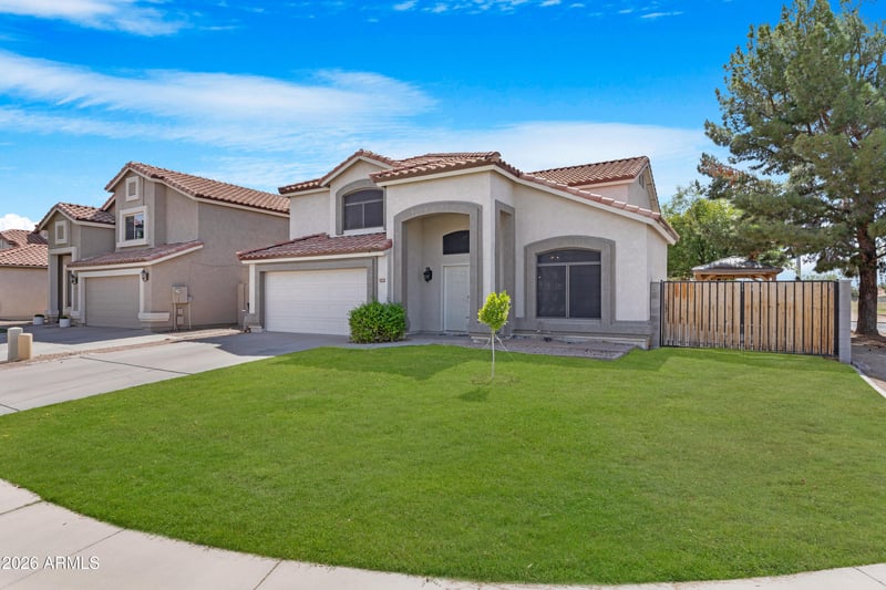 338 N Cobblestone St, Gilbert, AZ 85234