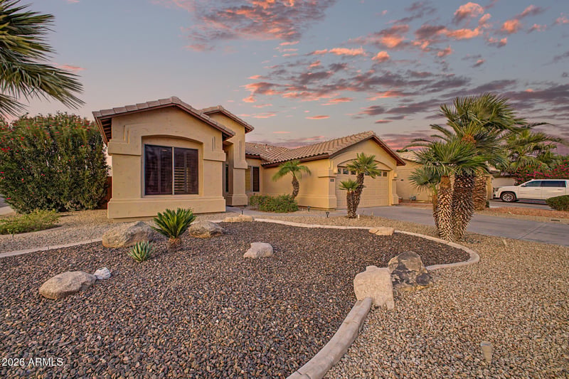 338 W Angela Dr, Phoenix, AZ 85023