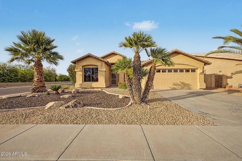 338 W Angela Dr, Phoenix, AZ 85023