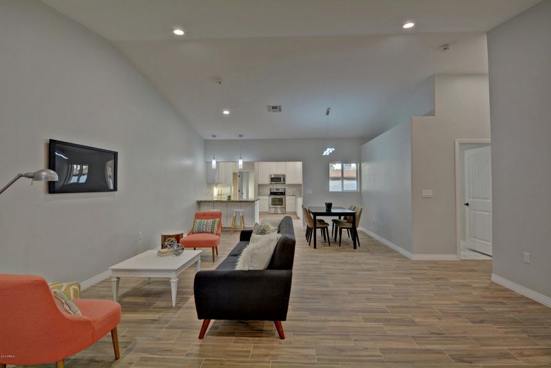 338 W Montecito Ave, Phoenix, AZ 85013