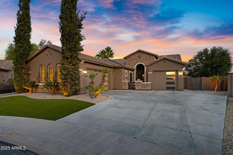 3380 Roger Ct, Chandler, AZ 85286