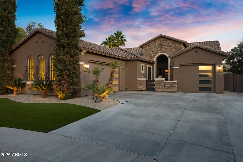 3380 Roger Ct, Chandler, AZ 85286