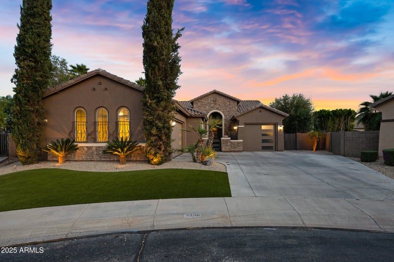 3380 Roger Ct, Chandler, AZ 85286