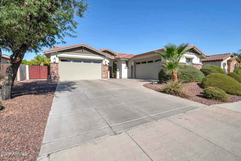 3380 Holguin Way, Chandler, AZ 85248