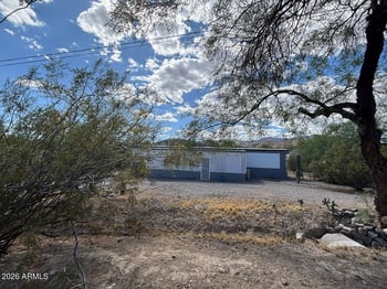 33800 Davenport Ln, Black Canyon City, AZ 85324