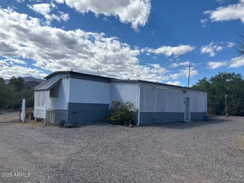 33800 Davenport Ln, Black Canyon City, AZ 85324