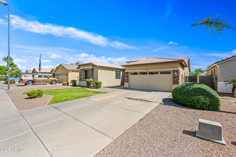 3383 Santa Fe Ln, Gilbert, AZ 85297