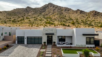 33838 Borgata Trl, San Tan Valley, AZ 85144