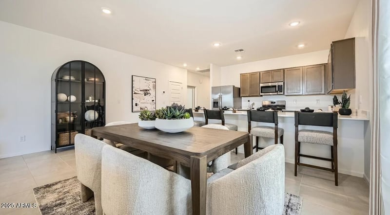 33838 N Medio Ave, San Tan Valley, AZ 85143