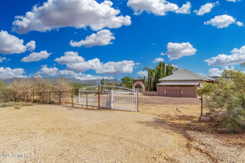 33847 7th St, Phoenix, AZ 85085