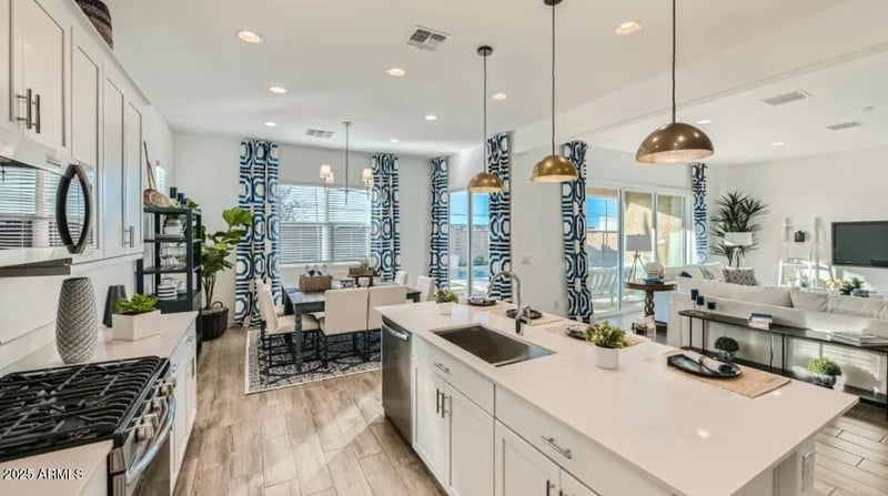 3385 Saddletree Way, San Tan Valley, AZ 85140