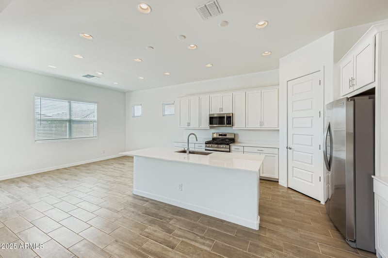 3385 Saddletree Way, San Tan Valley, AZ 85140