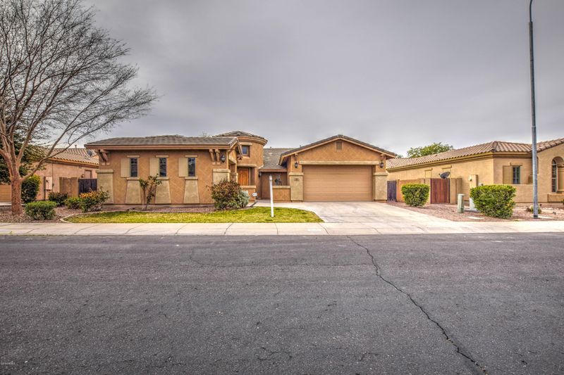 3387 E Raven Dr, Chandler, AZ 85286