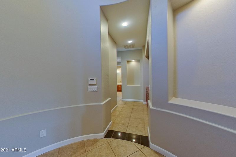 3389 E Goldfinch Way, Chandler, AZ 85286