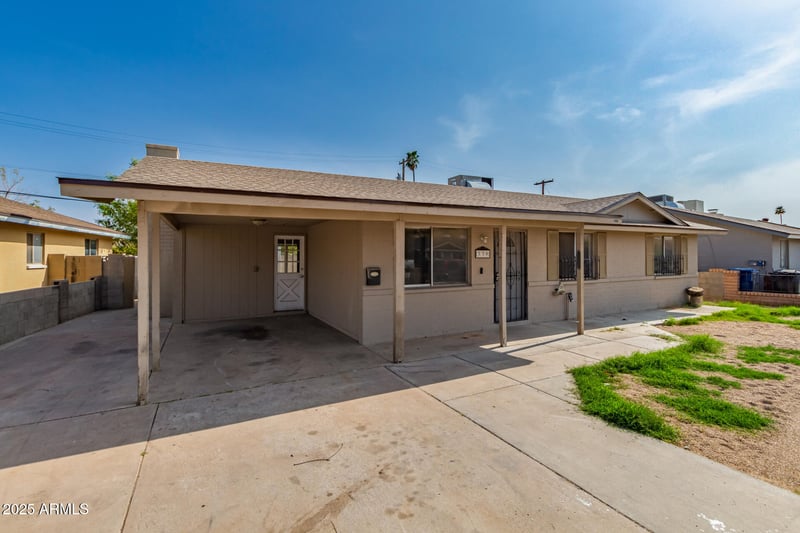 339 9th Dr, Mesa, AZ 85210