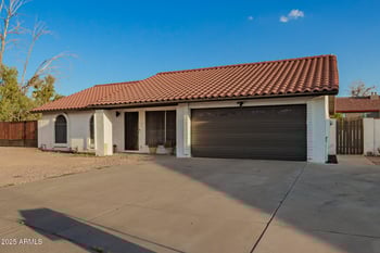 339 Glencove St, Mesa, AZ 85201