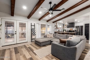339 Glencove St, Mesa, AZ 85201