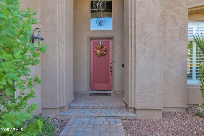 339 Horseshoe Ave, Gilbert, AZ 85296