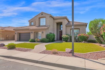 339 Horseshoe Ave, Gilbert, AZ 85296