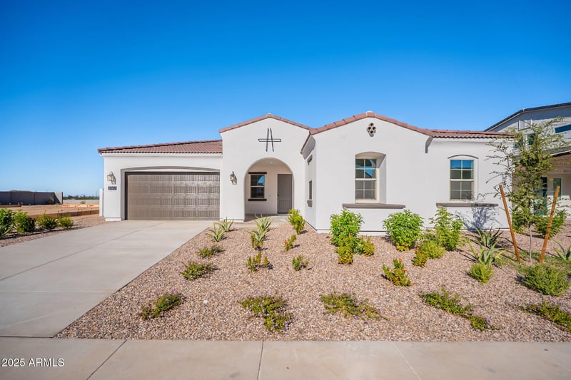 3390 Sunstone Dr, San Tan Valley, AZ 85144