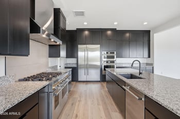 33901 Borgata Trl, San Tan Valley, AZ 85144