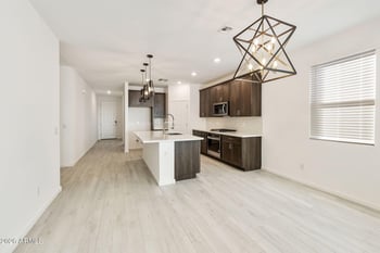 33908 Beeblossom Trl, San Tan Valley, AZ 85144