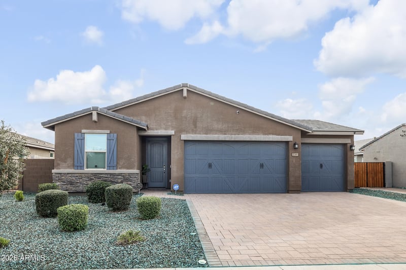3391 Isla Ave, San Tan Valley, AZ 85143
