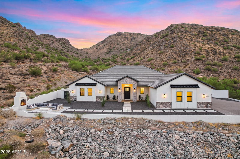 33911 N Mirage Ct, San Tan Valley, AZ 85144