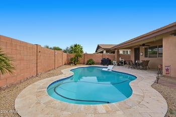3392 Myrtabel Way, Gilbert, AZ 85298