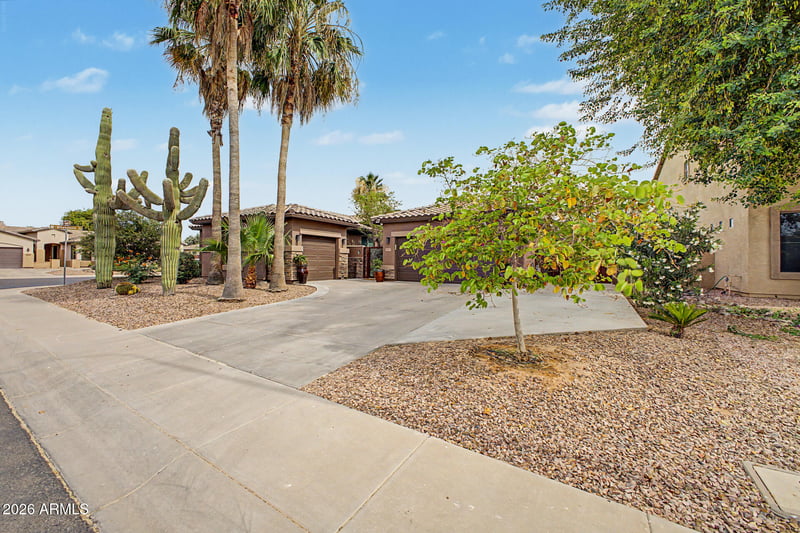 3393 Canyon Way, Chandler, AZ 85249