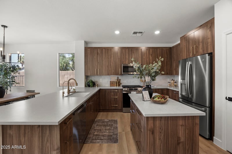 3395 Lafayette Ave, Gilbert, AZ 85298