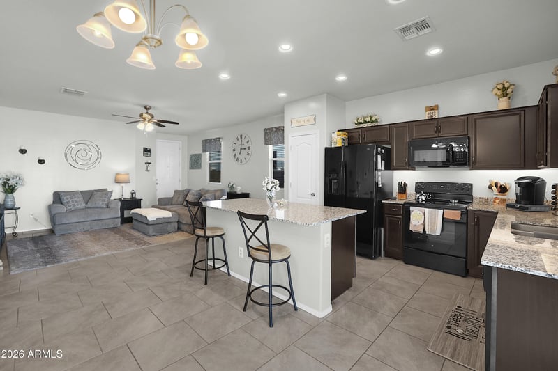 33957 Menodora Ln, San Tan Valley, AZ 85144