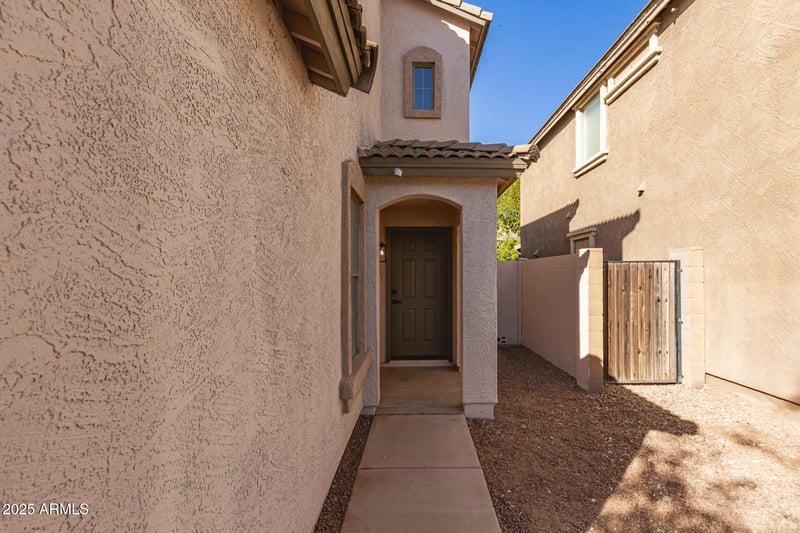 340 Bradstock Way, San Tan Valley, AZ 85140