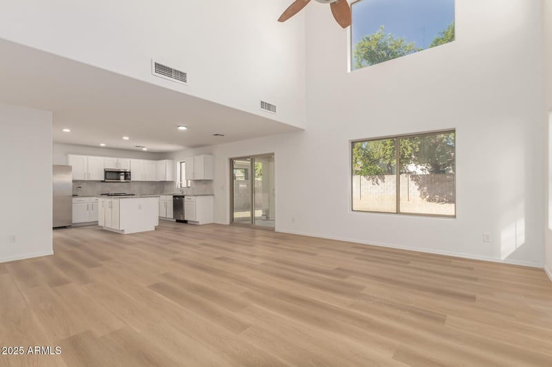 340 Bradstock Way, San Tan Valley, AZ 85140