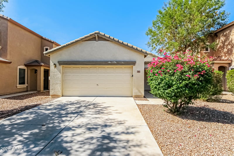 340 Christopher St, San Tan Valley, AZ 85140