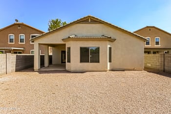 340 Christopher St, San Tan Valley, AZ 85140