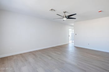 340 Riviera Dr, Tempe, AZ 85282